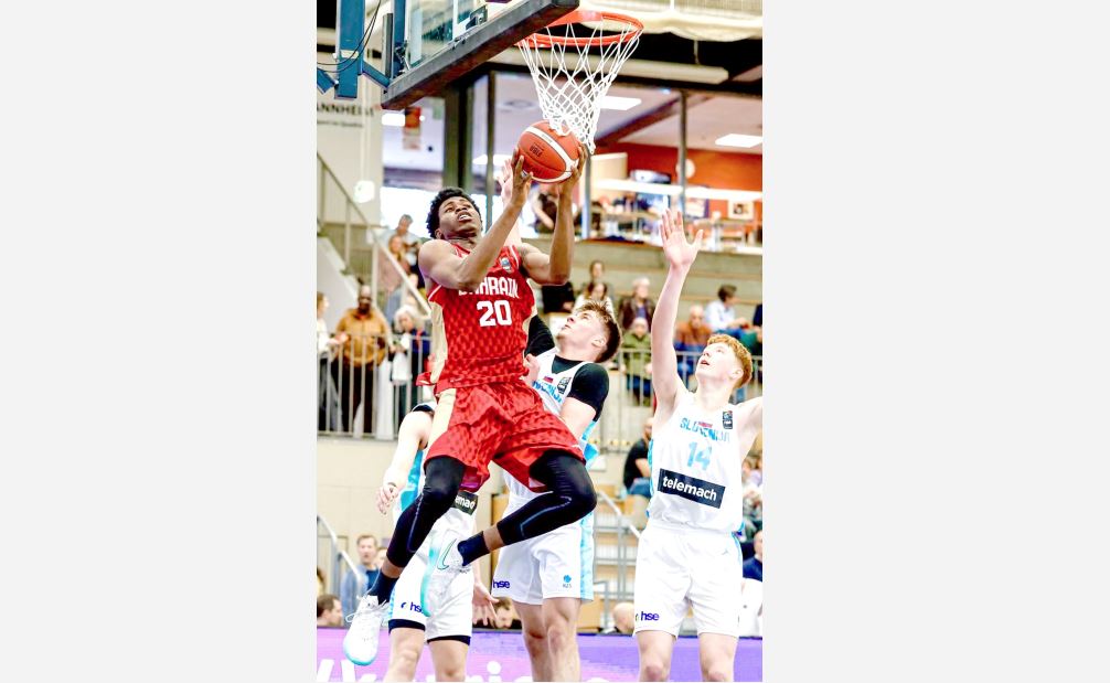 Slovenia ease to victory